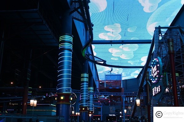 Skytropolis indoor Theme Park at First World