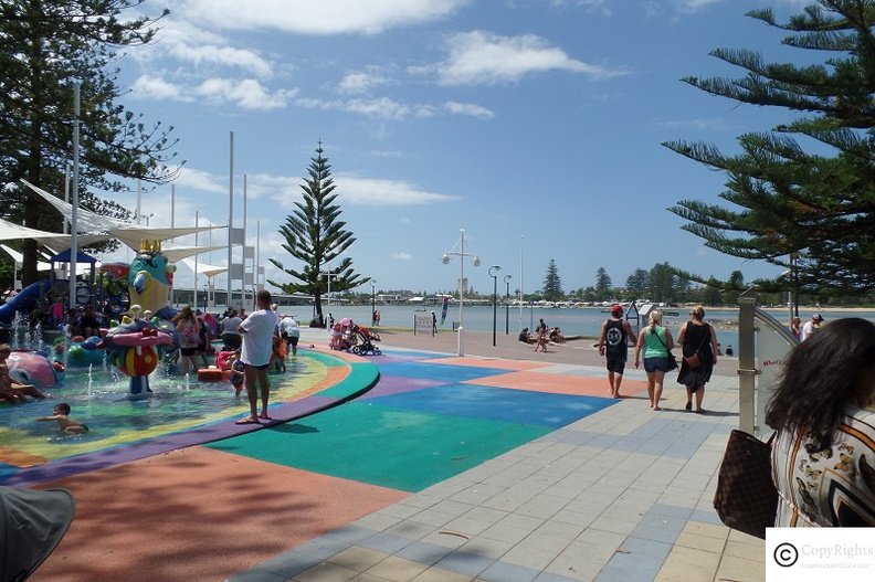 The Entrance NSW attracts large crowds over weekends