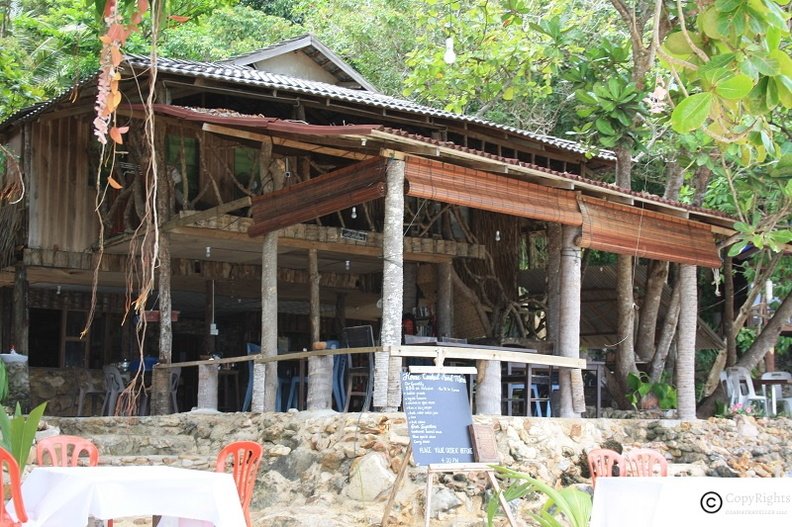 Beachside Chalet and restaruant on Kapas Island