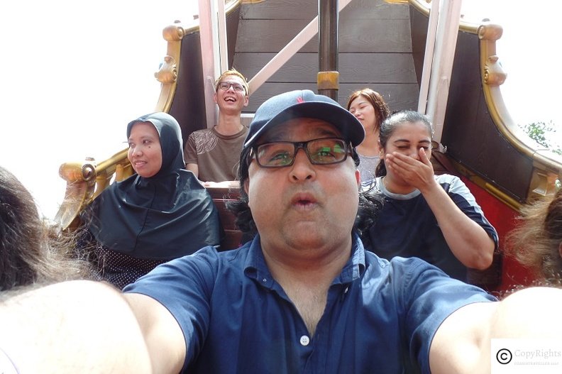 Read for the snap!!!! Enjoying the rocking boat at Lost World of Tambun