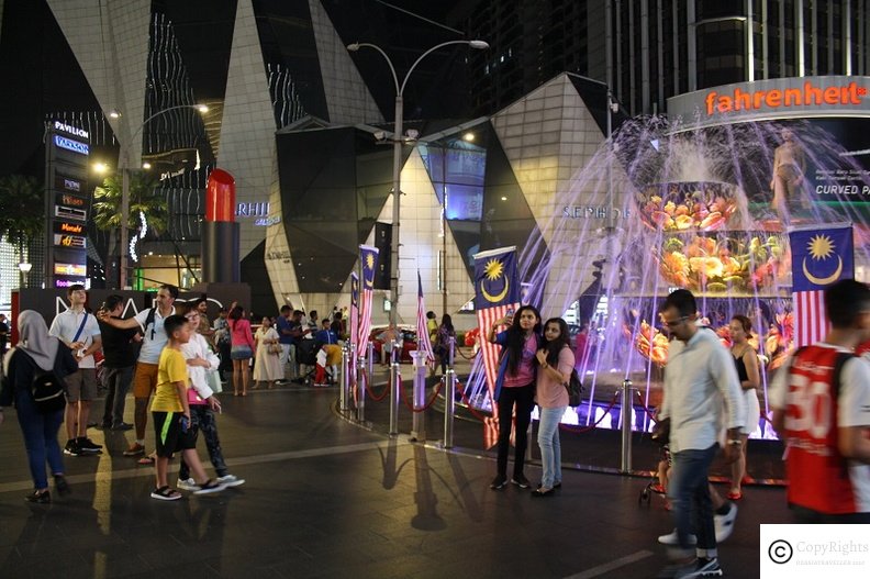 The fountain infront of Pavilion Malls is probably the most photographed location after Petronas Tower