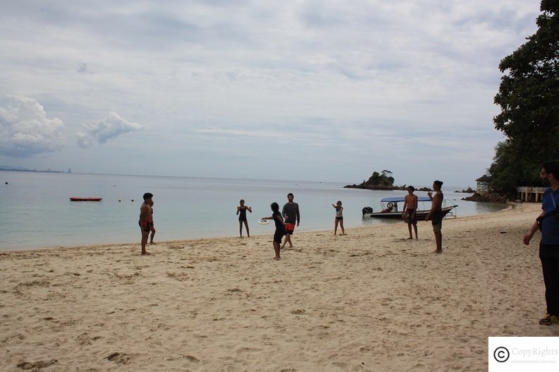 Enjoy beach sports, kayaking, snorkelling at the beach waterfront